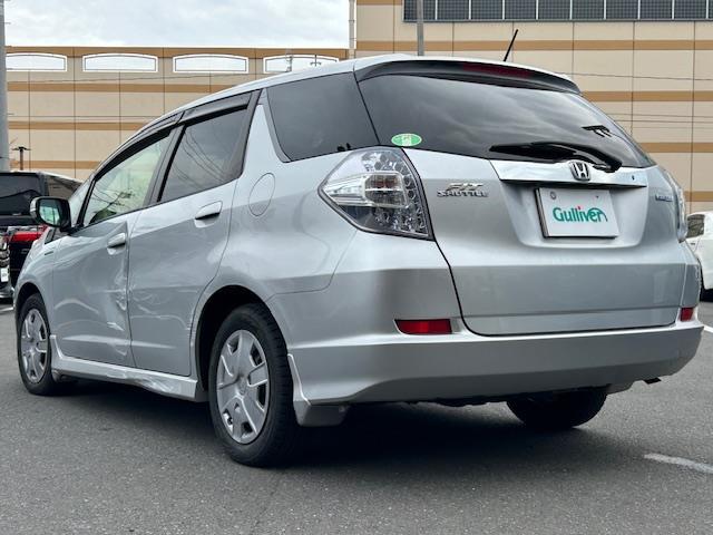 フィットシャトルハイブリッド ハイブリッド・スマートセレクション　ファインライン　ＡＭ／ＦＭ・ＣＤ／ＤＶＤ・アイドリングストップ横滑り防止機能シートヒーター（16枚目）