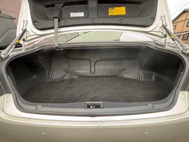 クラウンマジェスタ Ｆバージョン　ビルトインＥＴＣ・クルーズコントロール・バックカメラ・ドライブレコーダー・セキュリティアラートシステム・前席パワーシート・前席シートヒーター・シートメモリー・ヘッドライトウォッシャー・純正ＡＷ（29枚目）