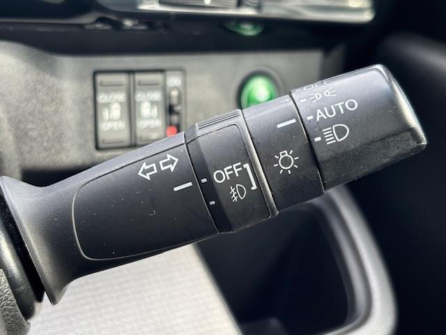 ステップワゴンスパーダ スパーダ ホンダセンシング バックカメラ・両側パワースライドドア・ホンダセンシング・ビルトインETC・わくわくゲート・衝突軽減システム・デュアルエアコン・電動格納ミラー・純正フロアマット・ドアバイザー・補助ミラー・ETC(12枚目)