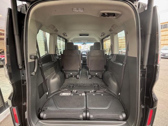 ステップワゴンスパーダ スパーダ ホンダセンシング バックカメラ・両側パワースライドドア・ホンダセンシング・ビルトインETC・わくわくゲート・衝突軽減システム・デュアルエアコン・電動格納ミラー・純正フロアマット・ドアバイザー・補助ミラー・ETC(32枚目)