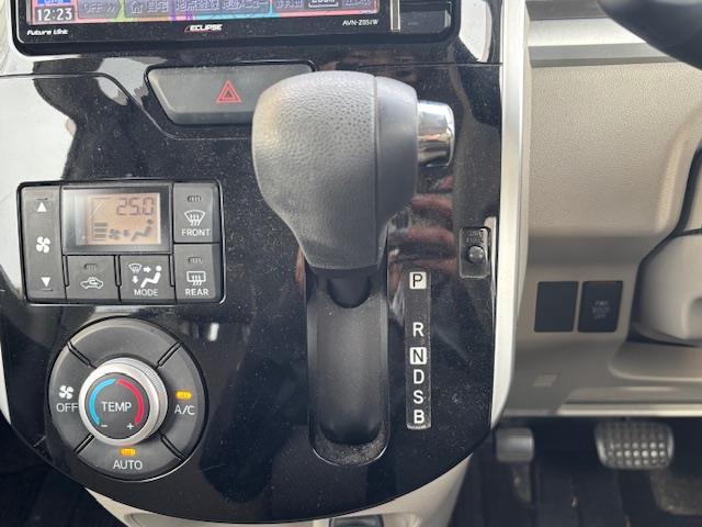 タント Ｘ　・プッシュスタート・ステアリングリモコン・ＡＡＣ・オートライト・ドラレコ（前方）・￥ＥＴＣ・片側パワースライドドア・横滑り防止・ＡＢＳ・盗難防止装置・電格ミラー・ＡＭ／ＦＭ（7枚目）