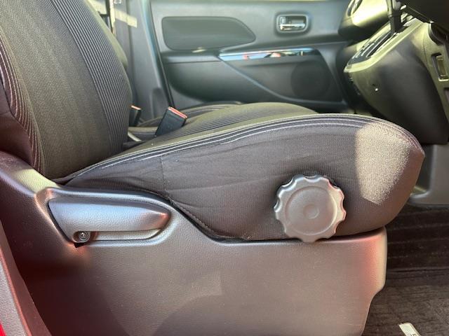 デイズルークス ハイウェイスター Gターボ 両側パワースライドドアETCアイドリングストップフルセグナビステアリングリモコンバックカメラLEDヘッドライト(18枚目)