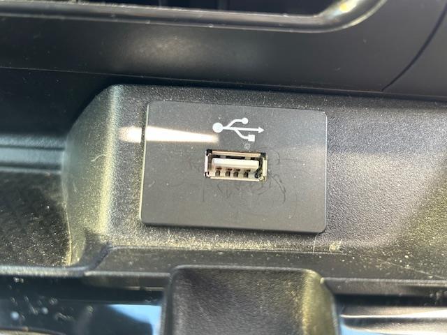 ｅＫクロス Ｔ　追従式クルーズコントロールドライブレコーダー前後シートヒーターアラウンドビューモニター横滑り防止機能踏み間違い防止システム（9枚目）