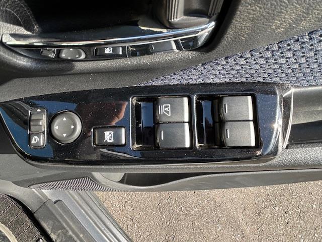 ｅＫクロス Ｔ　追従式クルーズコントロールドライブレコーダー前後シートヒーターアラウンドビューモニター横滑り防止機能踏み間違い防止システム（16枚目）