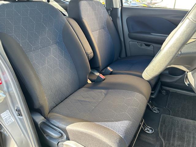 ｅＫクロス Ｔ　追従式クルーズコントロールドライブレコーダー前後シートヒーターアラウンドビューモニター横滑り防止機能踏み間違い防止システム（19枚目）