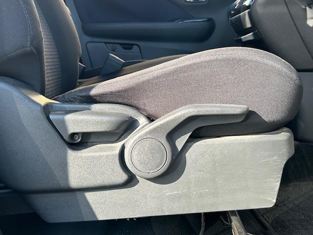 ｅＫクロス Ｔ　追従式クルーズコントロールドライブレコーダー前後シートヒーターアラウンドビューモニター横滑り防止機能踏み間違い防止システム（20枚目）