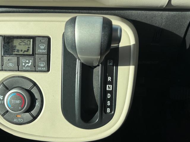 ミラココア ココアＸ　・バックカメラ・純正フロアマット・純正エアロ（Ｆ／Ｓ／Ｒ）・ＦＭ／ＡＭ・Ｂｌｕｅｔｏｏｔｈ接続・ＵＳＢ・ＨＤＭＩ・ＡＵＸ・ＴＶ・ＤＩＳＣ・パワーステアリング・パワーウインド（7枚目）