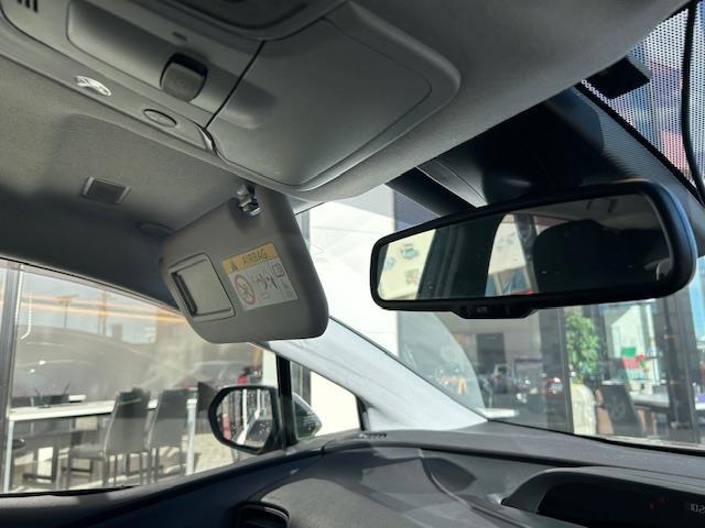 プリウス Ｓセーフティプラス　ＳＤナビ・フルセグＴＶ／ＣＤ／ＤＶＤ／Ｂｌｕｅｔｏｏｔｈ・Ｂカメラ・ドラレコ・ＥＴＣ・追従クルコン・純正フロアマット・Ｓヒーター・衝突軽減・横滑り防止・ＬＥＤ・Ｃセンサー・純正ＡＷ（27枚目）