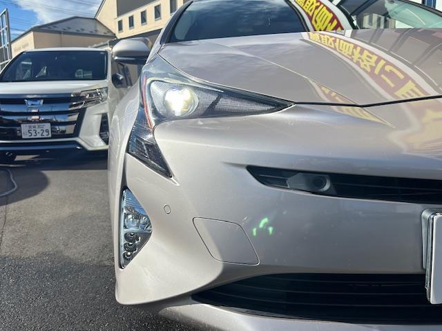 プリウス Ｓセーフティプラス　ＳＤナビ・フルセグＴＶ／ＣＤ／ＤＶＤ／Ｂｌｕｅｔｏｏｔｈ・Ｂカメラ・ドラレコ・ＥＴＣ・追従クルコン・純正フロアマット・Ｓヒーター・衝突軽減・横滑り防止・ＬＥＤ・Ｃセンサー・純正ＡＷ（28枚目）