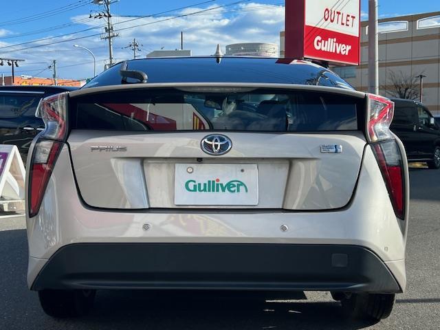 プリウス Ｓセーフティプラス　ＳＤナビ・フルセグＴＶ／ＣＤ／ＤＶＤ／Ｂｌｕｅｔｏｏｔｈ・Ｂカメラ・ドラレコ・ＥＴＣ・追従クルコン・純正フロアマット・Ｓヒーター・衝突軽減・横滑り防止・ＬＥＤ・Ｃセンサー・純正ＡＷ（35枚目）