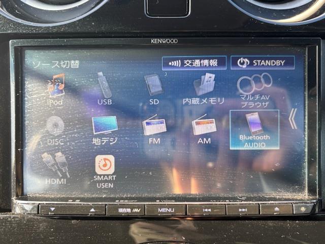 ノート メダリスト エマージェンシーブレーキパッケージ 社外ナビ・フルセグTV/Bluetooth/DVD/CD/FM/AM・Cセンサー・フォグランプ・アルミ付きスタットレスタイヤ・レーンキープ・横滑り防止・アイドリング・Pスタート・スマートキー・Aライト(3枚目)