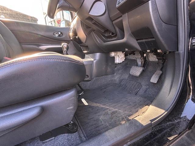 ノート メダリスト エマージェンシーブレーキパッケージ 社外ナビ・フルセグTV/Bluetooth/DVD/CD/FM/AM・Cセンサー・フォグランプ・アルミ付きスタットレスタイヤ・レーンキープ・横滑り防止・アイドリング・Pスタート・スマートキー・Aライト(21枚目)