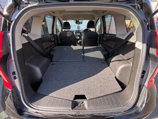 ノート メダリスト エマージェンシーブレーキパッケージ 社外ナビ・フルセグTV/Bluetooth/DVD/CD/FM/AM・Cセンサー・フォグランプ・アルミ付きスタットレスタイヤ・レーンキープ・横滑り防止・アイドリング・Pスタート・スマートキー・Aライト(27枚目)