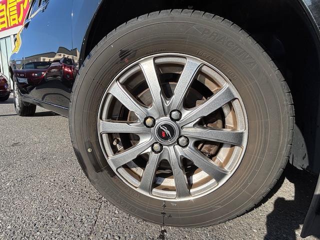 ノート メダリスト エマージェンシーブレーキパッケージ 社外ナビ・フルセグTV/Bluetooth/DVD/CD/FM/AM・Cセンサー・フォグランプ・アルミ付きスタットレスタイヤ・レーンキープ・横滑り防止・アイドリング・Pスタート・スマートキー・Aライト(31枚目)