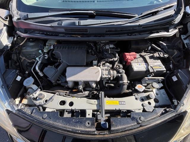 ノート メダリスト エマージェンシーブレーキパッケージ 社外ナビ・フルセグTV/Bluetooth/DVD/CD/FM/AM・Cセンサー・フォグランプ・アルミ付きスタットレスタイヤ・レーンキープ・横滑り防止・アイドリング・Pスタート・スマートキー・Aライト(39枚目)