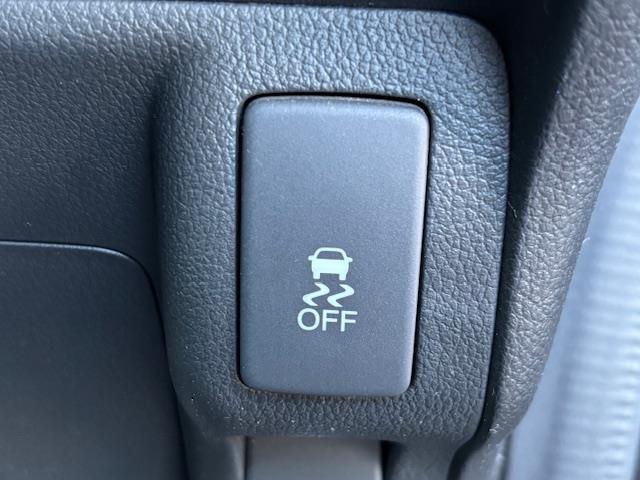 Ｎ－ＢＯＸ Ｇ　ＳＳパッケージ　１オーナー・純正ナビ・フルセグＴＶ／Ｂｌｕｅｔｏｏｔｈ／ＵＳＢ／ＤＶＤ／ＣＤ／ＦＭ／ＡＭ・両側Ｐスラ・横滑り防止・Ｓヒーター・Ｐスタート・スマートキー・Ａライト・Ｂカメラ・アイドリング・ＬＥＤ（15枚目）