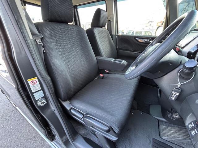 Ｎ－ＢＯＸ Ｇ　ＳＳパッケージ　１オーナー・純正ナビ・フルセグＴＶ／Ｂｌｕｅｔｏｏｔｈ／ＵＳＢ／ＤＶＤ／ＣＤ／ＦＭ／ＡＭ・両側Ｐスラ・横滑り防止・Ｓヒーター・Ｐスタート・スマートキー・Ａライト・Ｂカメラ・アイドリング・ＬＥＤ（18枚目）