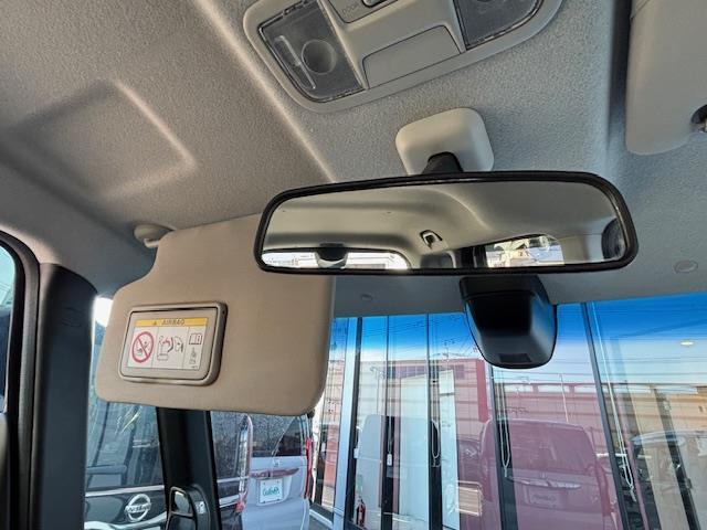 Ｎ－ＢＯＸ Ｇ　ＳＳパッケージ　１オーナー・純正ナビ・フルセグＴＶ／Ｂｌｕｅｔｏｏｔｈ／ＵＳＢ／ＤＶＤ／ＣＤ／ＦＭ／ＡＭ・両側Ｐスラ・横滑り防止・Ｓヒーター・Ｐスタート・スマートキー・Ａライト・Ｂカメラ・アイドリング・ＬＥＤ（24枚目）