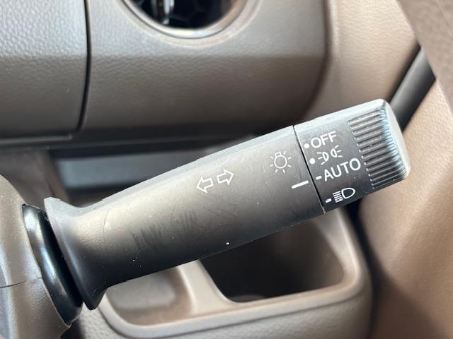 Ｎ－ＢＯＸ ＥＸ　・クルーズコントロール・ビルトインＥＴＣ・横滑り防止装置・車線逸脱警報・衝突軽減ブレーキ・純正フロアマット・ＤＶＤ／ＣＤ・ＦＭ／ＡＭ・ＴＶ・ｉＰａｄ・ＳＤ・ＵＳＢ・ＢＴ（14枚目）