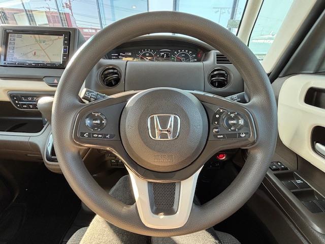 Ｎ－ＢＯＸ ＥＸ　・クルーズコントロール・ビルトインＥＴＣ・横滑り防止装置・車線逸脱警報・衝突軽減ブレーキ・純正フロアマット・ＤＶＤ／ＣＤ・ＦＭ／ＡＭ・ＴＶ・ｉＰａｄ・ＳＤ・ＵＳＢ・ＢＴ（23枚目）