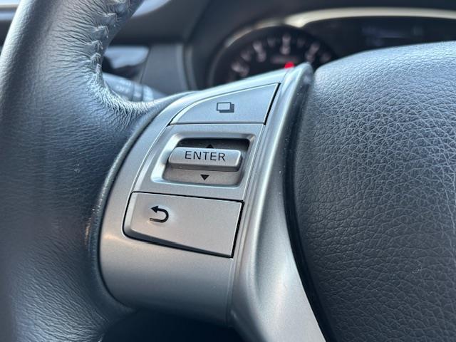 エクストレイル 20X ハイブリッド エマージェンシーブレーキP プッシュスタート・シートヒーター・ビルトインETC・クリアランスソナー・コーナーセンサー・エマージェンシーブレーキ・横滑り防止装置・ルーフレール・純正SDナビ・盗難防止装置・パワーステアリング(10枚目)