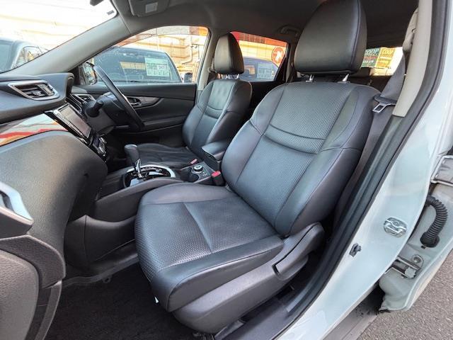 エクストレイル 20X ハイブリッド エマージェンシーブレーキP プッシュスタート・シートヒーター・ビルトインETC・クリアランスソナー・コーナーセンサー・エマージェンシーブレーキ・横滑り防止装置・ルーフレール・純正SDナビ・盗難防止装置・パワーステアリング(23枚目)