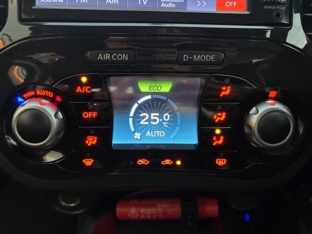 ジューク 15RS タイプV ドラレコ前後 純ナビ フルセグ BT Bカメラ Aライト Pスタート スマートキー 横滑り防止 フォグランプ 純正アルミホイール ウインカーミラー ドアバイザー ヘッドライトレベライザー(6枚目)