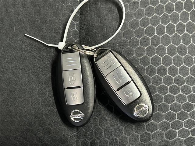 ジューク 15RS タイプV ドラレコ前後 純ナビ フルセグ BT Bカメラ Aライト Pスタート スマートキー 横滑り防止 フォグランプ 純正アルミホイール ウインカーミラー ドアバイザー ヘッドライトレベライザー(15枚目)