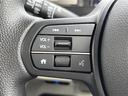 ベースグレード　ワンオーナー　追従型クルコン　Ｂカメラ　衝突軽減　レーンキープ　横滑り防止　電動パーキング　Ｂホールド　アイドリング　Ａライト　Ａハイビーム　ドラレコ前後　ＥＴＣ　シートヒーター　フルセグ　ＢＴ（10枚目）