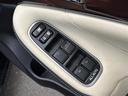 ロイヤルサルーン　・プッシュスタート・パワーステアリング・４ＷＤ・スマートキー・ＡＭ・ＦＭ・ＴＶ・ＣＤ・スイングエアコン・ステアリングヒーター・ヂュアルエアコン・電動ミラー・オールオートパワーウインド（16枚目）