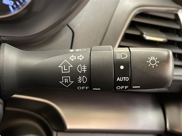 ２．０ｉ－Ｌ　アイサイト　禁煙車／ワンオーナー／Ｅｙｅ　Ｓｉｇｈｔ　Ｖｅｒ３／純正メモリナビ／ＡＭ／ＦＭ／ＣＤ／ＤＶＤ／ＵＳＢ／ＢＴ／フルセグ／バックカメラ／ＥＴＣ／純正１７インチＡＷ／ＡＵＴＯ　ＬＥＤライト／フォグランプ(24枚目)