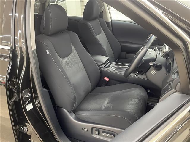 ＲＸ ＲＸ４５０ｈ　純正メーカーフルセグナビ（ＣＤ／ＨＤＤ／ＢＴ／ＡＭ／ＦＭ／ＵＳＢ／ＡＵＸ）／純正１９インチアルミホイール／オートライト／フォグライト／クルーズコントロール追従無し／ステアリングリモコン（10枚目）