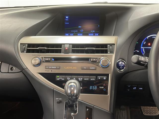 ＲＸ ＲＸ４５０ｈ　純正メーカーフルセグナビ（ＣＤ／ＨＤＤ／ＢＴ／ＡＭ／ＦＭ／ＵＳＢ／ＡＵＸ）／純正１９インチアルミホイール／オートライト／フォグライト／クルーズコントロール追従無し／ステアリングリモコン（17枚目）
