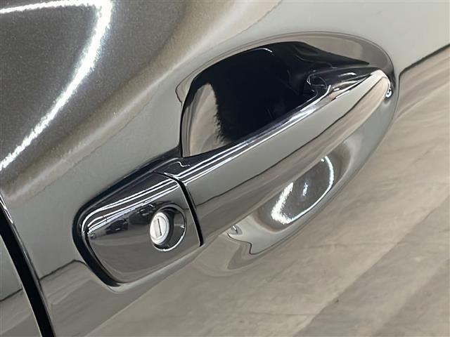 ＲＸ ＲＸ４５０ｈ　純正メーカーフルセグナビ（ＣＤ／ＨＤＤ／ＢＴ／ＡＭ／ＦＭ／ＵＳＢ／ＡＵＸ）／純正１９インチアルミホイール／オートライト／フォグライト／クルーズコントロール追従無し／ステアリングリモコン（37枚目）