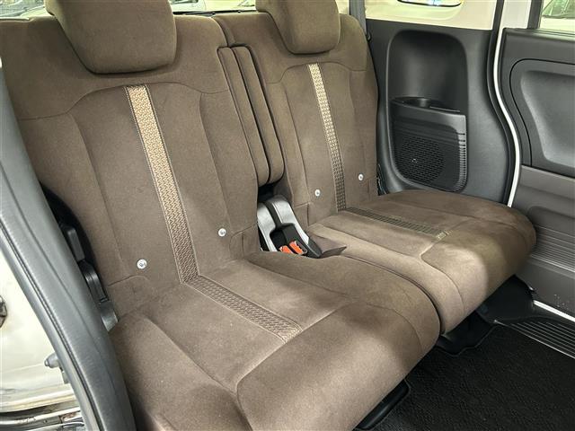 Ｎ－ＢＯＸ Ｇ・Ｌターボホンダセンシングカッパーブラウンスタイル　４ＷＤ・ドアバイザー・電動格納ミラー・ウインカーミラー・両側パワースライドドア・２トーン塗装・社外ナビ（ＤＶＤ＆ＣＤ＆ＢＴ＆フルセグ）・ＥＴＣ・追従走行式クルーズコントロール（13枚目）