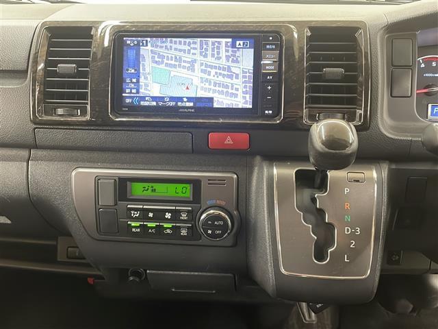 ハイエースバン スーパーＧＬ　ダークプライム　４ＷＤ／社外ナビ／ＣＤ／ＤＶＤ／ＢＴ／ＳＤ／ラジオ／フルセグ／オートライト／フォグライト／オートエアコン／ステアリングスイッチ／リアヒーター／プッシュスタート／電動格納ミラー／ＥＴＣ（27枚目）
