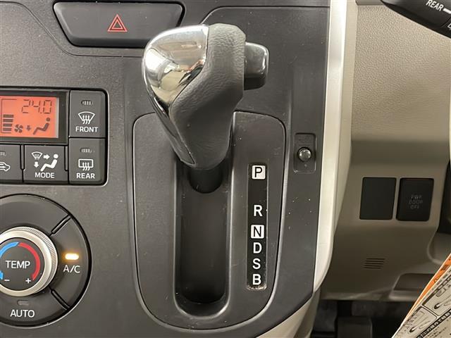 タント X SA 4WD/純正ナビ/CD/SD/USB/ラジオ/ワンセグ/片側パワースライドドア/横滑り防止装置/衝突被害軽減システム/アイドリングストップ/コーナーセンサー/プッシュスタート/オートライト(25枚目)