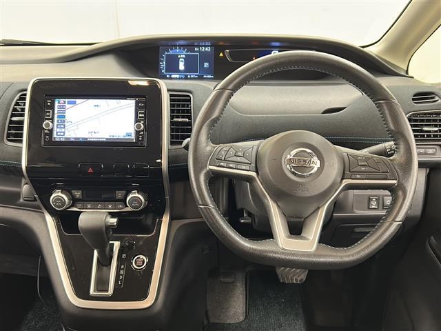 セレナ ライダー ワンオーナー/メモリナビ/フルセグテレビ/バックカメラ/クルーズコントロール/プッシュスタート/両側パワースライドドア/ETC(4枚目)