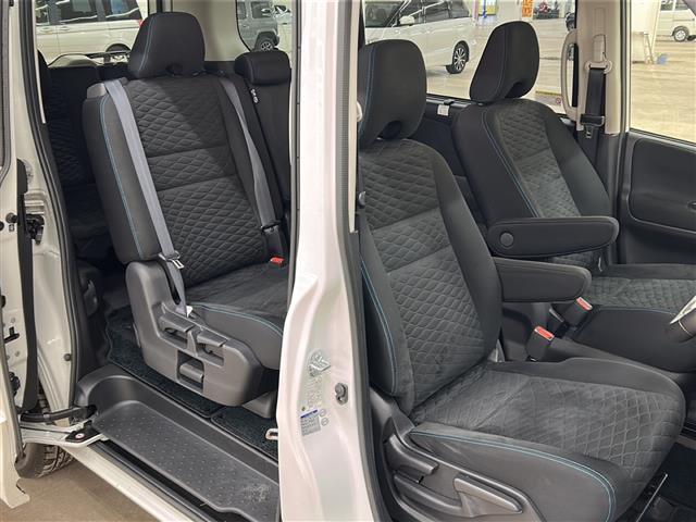 セレナ ライダー ワンオーナー/メモリナビ/フルセグテレビ/バックカメラ/クルーズコントロール/プッシュスタート/両側パワースライドドア/ETC(13枚目)