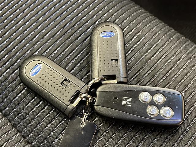 ステラ カスタムRS 社外ナビ/CD/DVD/BT/SD/ラジオ/フルセグ/ETC/横滑り防止装置/アイドリングストップ/オートエアコン/オートライト/フォグライト/社外エンジンスターター(6枚目)