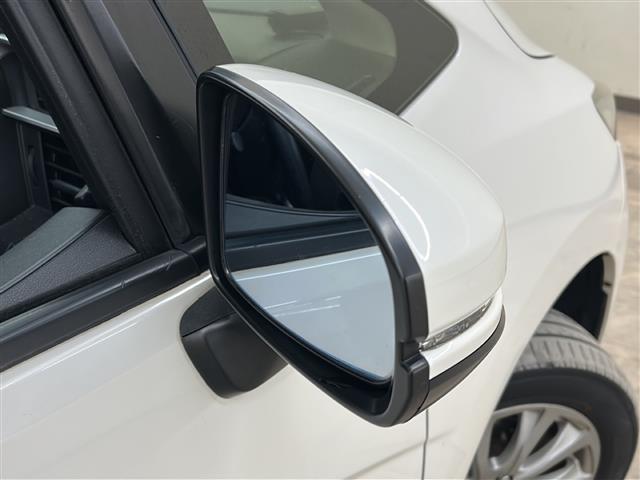 フィットハイブリッド Ｆパッケージ　コンフォートエディション　社外ディスプレイオーディオ／４ＷＤ／バックカメラ／アイドリングストップ／ドアバイザー／プッシュスタート／ＥＴＣ／シートヒータ／エンジンスターター／オートライト（36枚目）