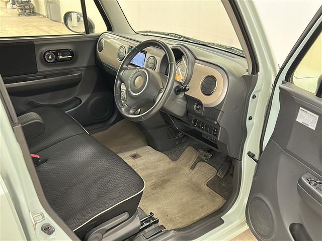 アルトラパン Xセレクション 4wd/社外メモリナビ/ワンセグテレビ/ドアバイザー/パワーウィンドウ/シートヒーター/ドライブレコーダー/プッシュスタート/スマートキー(9枚目)