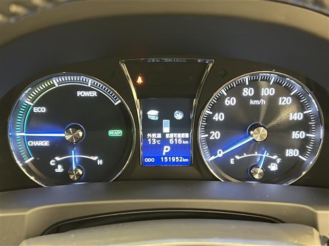 クラウンハイブリッド ロイヤルサルーン 純正HDDナビ/ワンセグテレビ/バックカメラ/クルーズコントロール/ドアバイザー/プッシュスタート/パワーウィンドウ/夏タイヤ付き(20枚目)