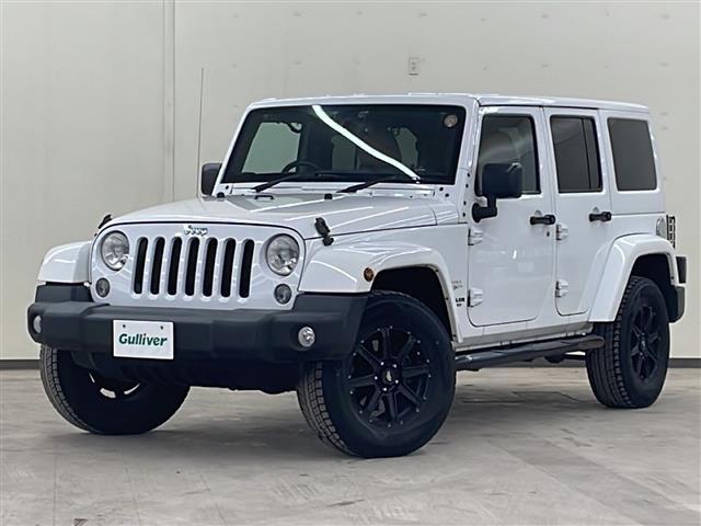 ジープ・ラングラーアンリミテッド サハラ（2枚目）