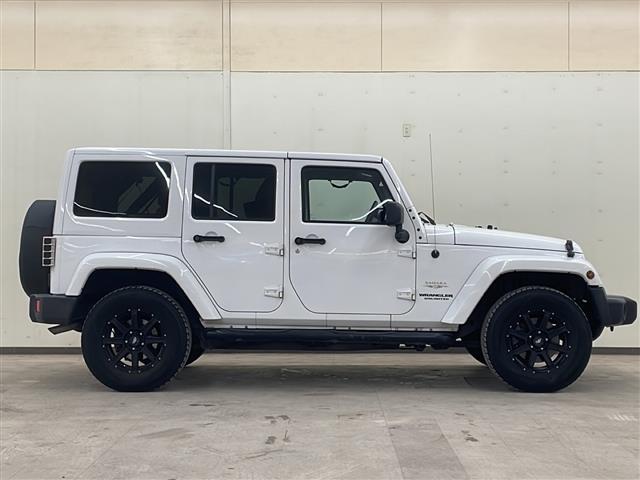 ジープ・ラングラーアンリミテッド サハラ（7枚目）