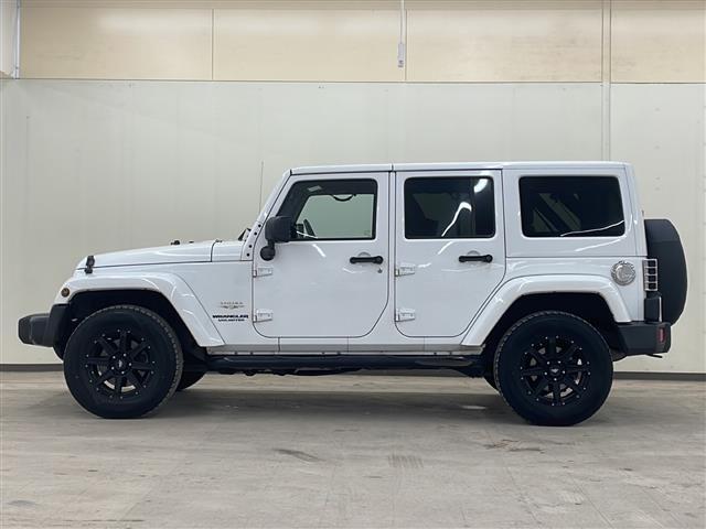 ジープ・ラングラーアンリミテッド サハラ（8枚目）