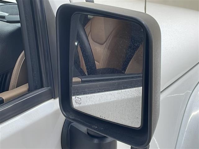 ジープ・ラングラーアンリミテッド サハラ（23枚目）