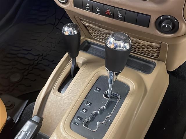 ジープ・ラングラーアンリミテッド サハラ（37枚目）