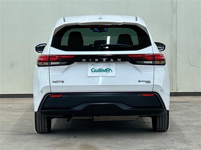 ノート e-パワー X FOUR 4WD/ETC/パワーウィンドウ/オートブレーキホールド/クルーズコントロール/シートヒーター/ステアリングヒーター/オートライト(5枚目)