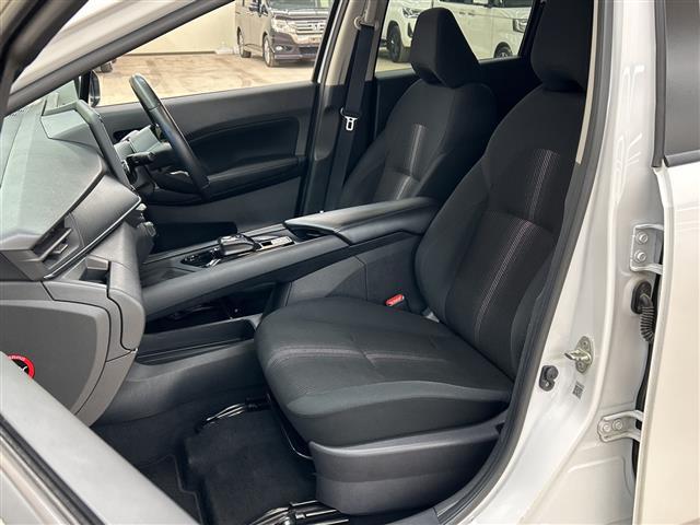 ノート e-パワー X FOUR 4WD/ETC/パワーウィンドウ/オートブレーキホールド/クルーズコントロール/シートヒーター/ステアリングヒーター/オートライト(15枚目)